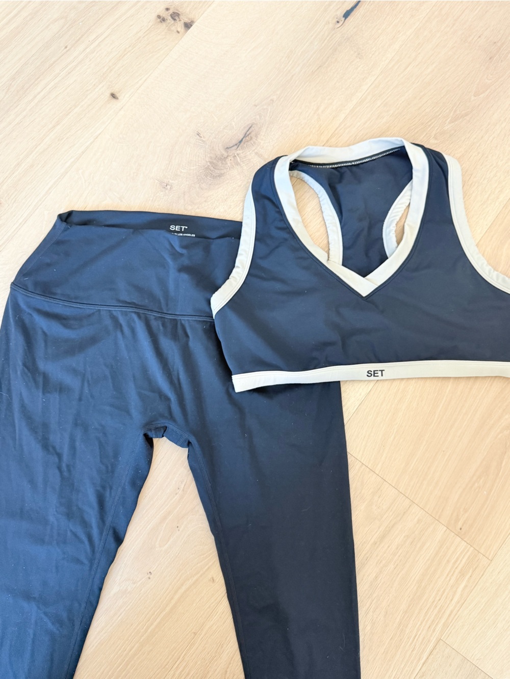 SET Active Kids Black Leggings with Cream Trim Athletic Set